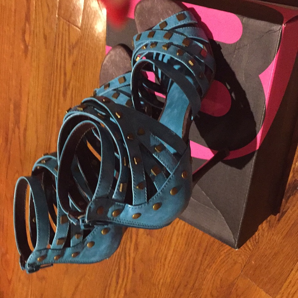 Michael Antonia Studded Strappy Sandals - Picture 2 of 4